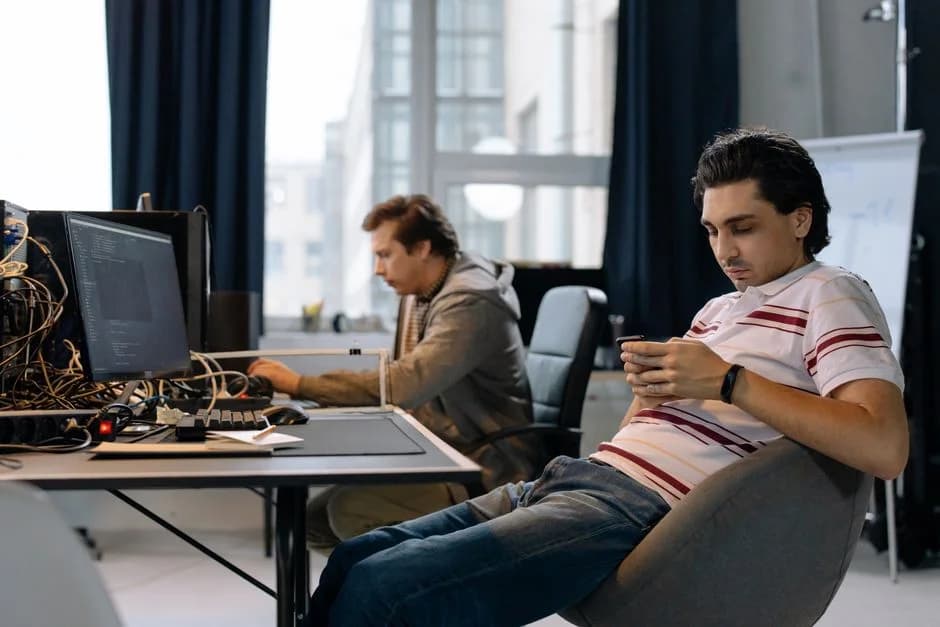GTM Engineer vs Software Engineer Salary: A Practical Guide